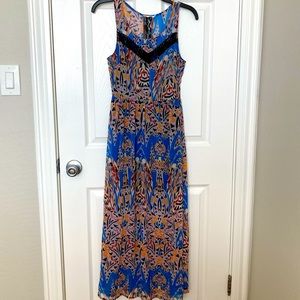 Long flowy sleeveless dress